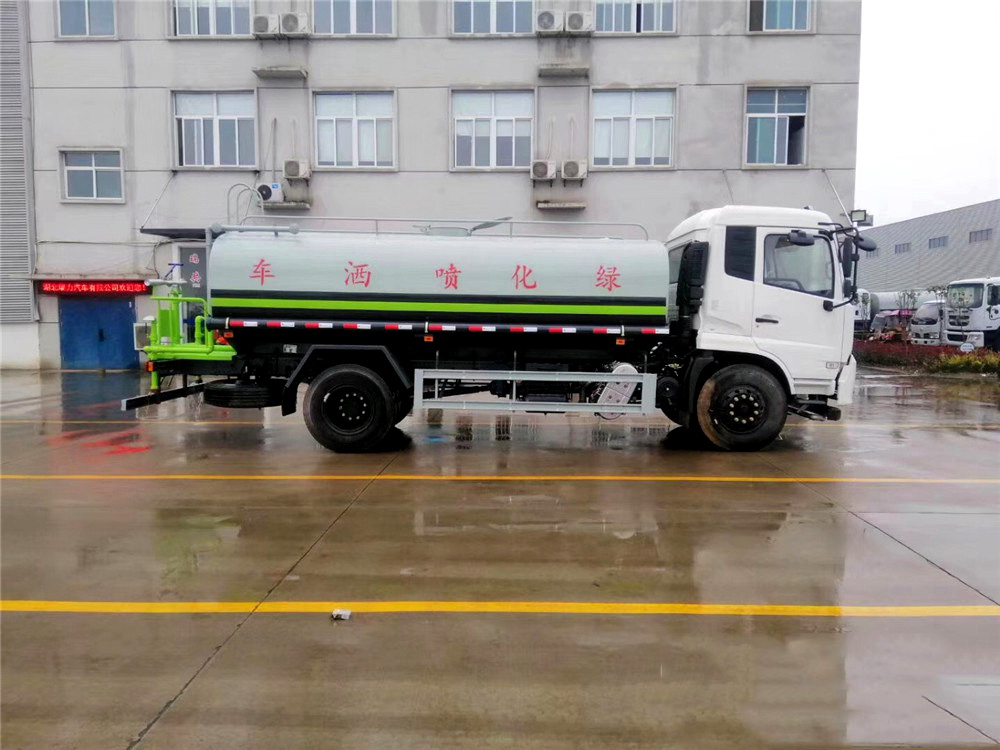 國六東風(fēng)天錦13方灑水車