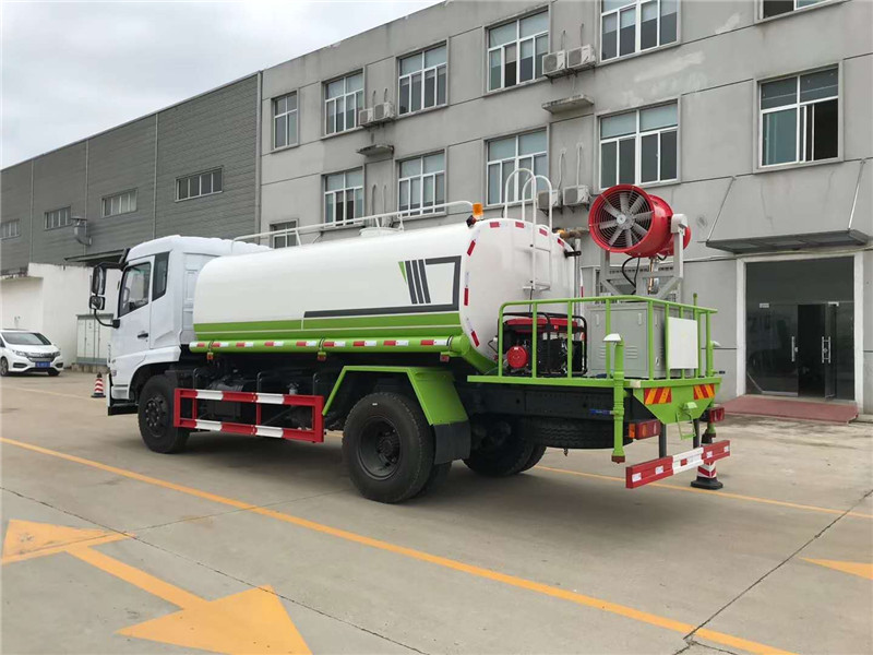 國(guó)六東風(fēng)D17 12方抑塵車(chē)