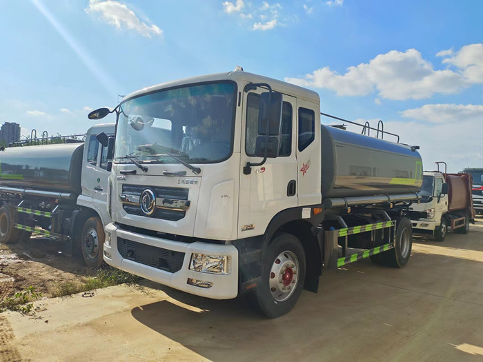 國六東風多利卡D9 12方灑水車圖片_12方灑水車價格_東風12方灑水車_程力灑水車廠家